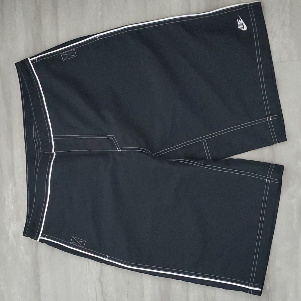 NIKE JAPAN board shorts / swim trunks / walking shorts size XXL (~36-37" waist)